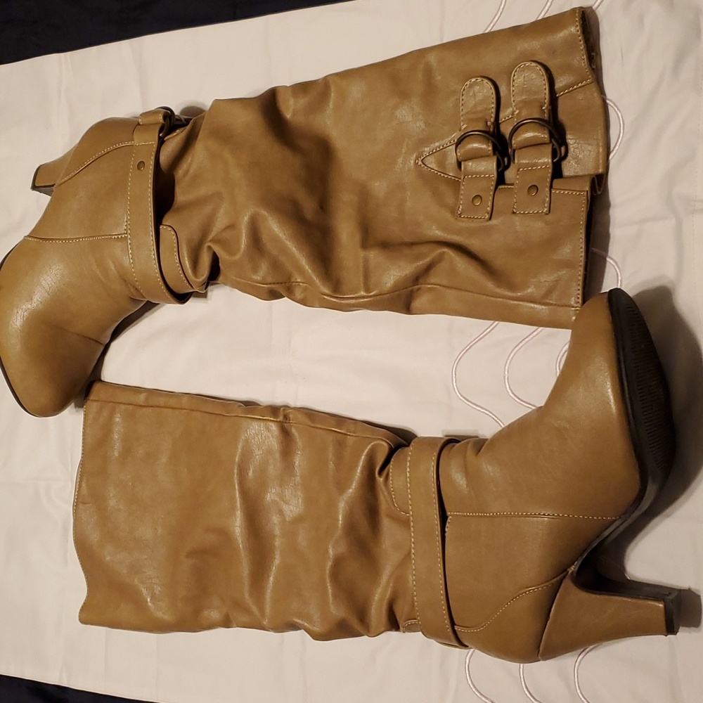 Rampage size 7 tall boots